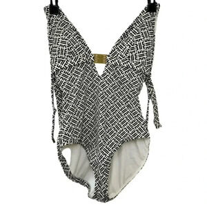 Women’s Black & White Printed One Piece Bathing suit Medium